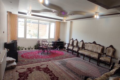 آپارتمان مبله یک خوابه همکف درشهرکرد