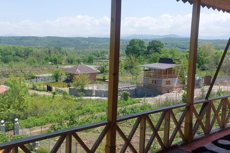 واحد مبله 30 متری طبقه دوم ویلا چوبی بلوط در رشت