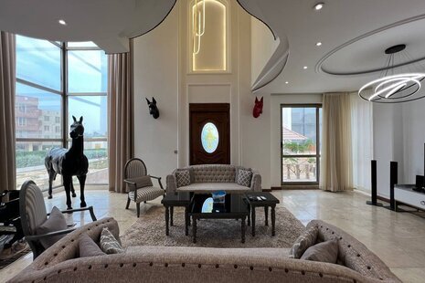 ویلا تریپلکس استخردار چهارخواب در کیش