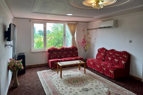 واحد دو خواب مبله در طبقه دوم ویلا ماسال