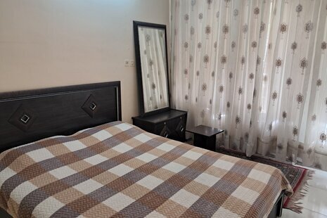 تک خواب نیکنام در اصفهان