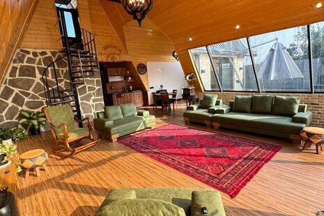 کلبه سوئیسی استخردار دوخواب آرتام 2 در رامسر