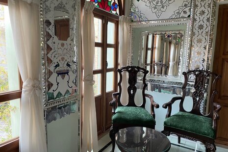 واحد مبله تالار آینه در هتل آپارتمان در شیراز