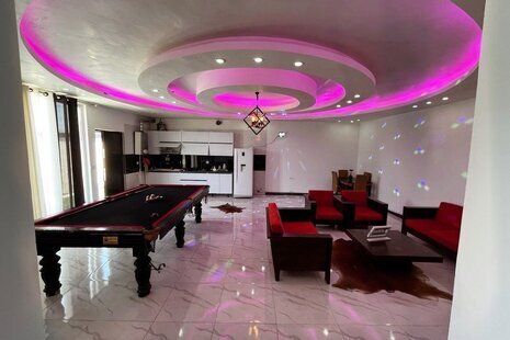 ویلا دوخواب استخردار مبله در چهارباغ