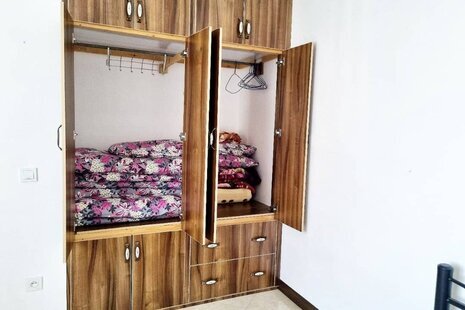 واحد دوخواب در طبقه اول ویلا گل باران در کلاردشت