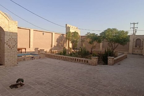 اتاق 1 قصر فیروزه در بومگردی گرمسار