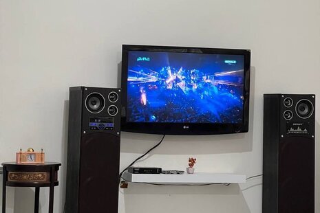 ویلا استخردار سرپوشیده مبله دوخواب قصر سفید در چهارباغ