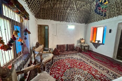 اتاق حیات در اقامتگاه بومگردی قشم