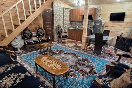 کلبه چوبی استخردار در طاسکوه