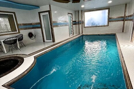 ویلا استخردار تریپلکس در متل قو