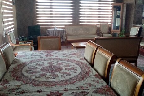 آپارتمان مبله در طبقه سوم اقامتی راد در رامسر