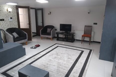 واحد مبله تکخواب در طبقه همکف ویلا در چابکسر