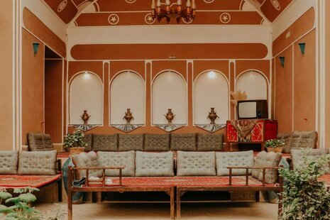 اتاق دو نفره در هتل سنتی در یزد