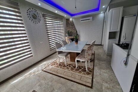 ویلا دوبلکس استخردار مبله سه خواب ماهلین در چهارباغ