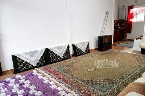 سوئیت مبله افرا در لاهیجان