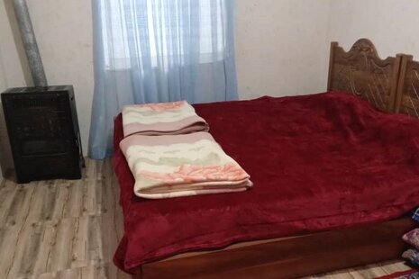 واحد دوخواب مبله در طبقه همکف ویلا در رامسر