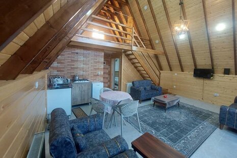 کلبه سوئیسی دوبلکس دوخواب جکوزی دار در متل قو