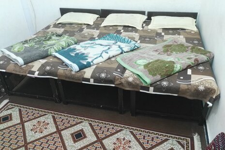 اتاق 3 تخته در مهمانسرا لار