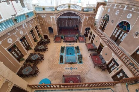 اتاق سه نفره در هتل سنتی یزد