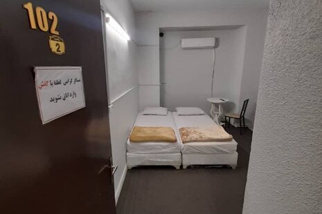 سوئیت 102 در مهمانپذیر بلوار کشاورز
