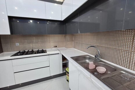 ویلا استخردار تریپلکس مبله 5 خواب در کردان