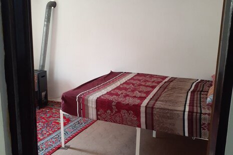 واحد مبله دوخواب در طبقه همکف ویلا فرزاد در تالش