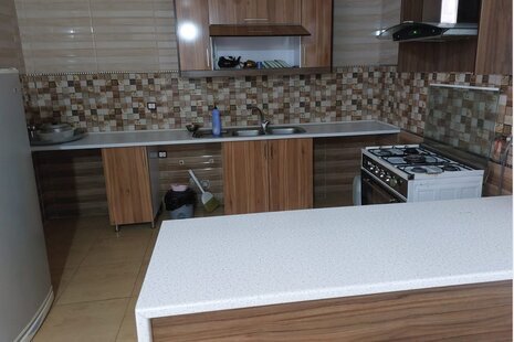 آپارتمان دو خواب مدرس طبقه اول 2 در همدان