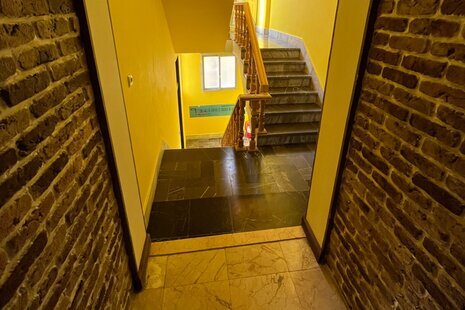 اتاق 8نفره خوابگاهی آقایان در هاستل اصفهان