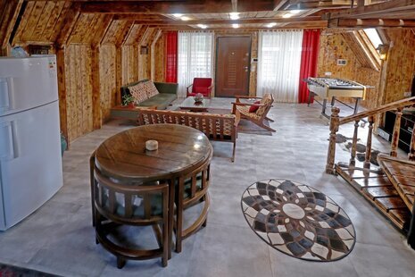 کلبه استخردار سوئیسی دوخواب لیا در تنکابن