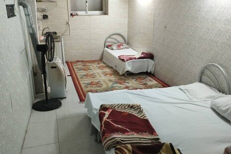 سوئیت چهارتخت در مسافرخانه مشهد