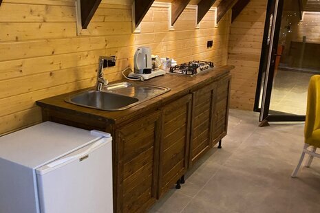 کلبه سوئیسی دوخواب مبله آرمو در بابل