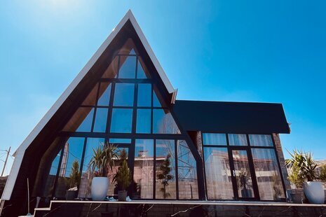 کلبه سوئیسی دوبلکس سه خواب کاکتوس در بندرانزلی