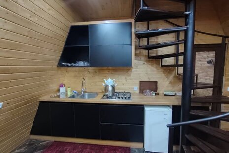 کلبه سوئیسی تکخواب دیدار در گلوگاه