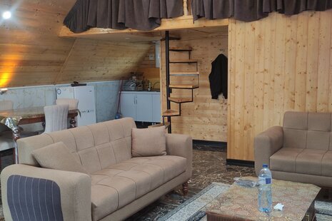 کلبه سوئیسی دوبلکس سه خواب باغ کیوی در رحیم آباد