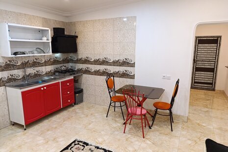 واحد در طبقه همکف ویلا آراد نزدیک به دریا در تنکابن