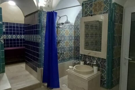 اتاق شمس در اقامتگاه بومگردی کرمان