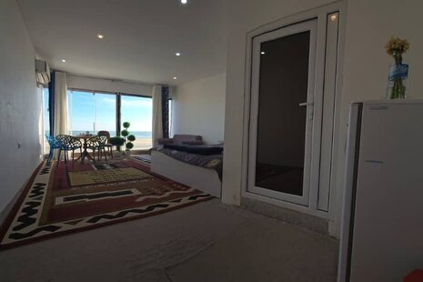 سوئیت 3 ساحلی در مجتمع اقامتی محمدزاده کنگان