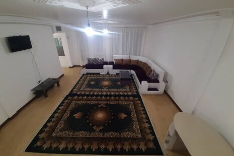 آپارتمان دو خواب مدرس طبقه دوم 3 در همدان