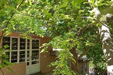 باغ ویلا تکخواب بهشت در سپیدان