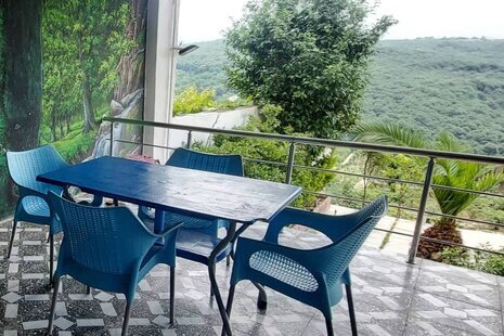 واحد دوخواب مبله در طبقه اول ویلای ساری