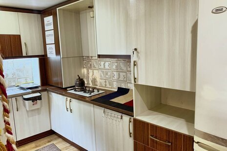 کلبه سوئیسی دوبلکس استخردار دوخواب در چهارباغ