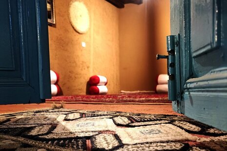 اتاق میچکا در اقامتگاه بومگردی محمودآباد