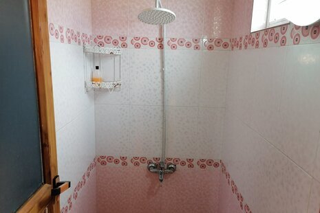 واحد تکخواب در طبقه همکف ویلا آتا در سوادکوه