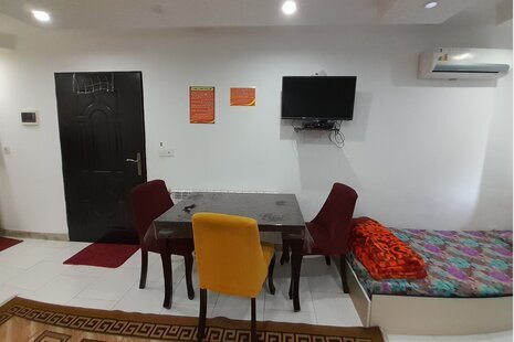 سوئیت سه نفره یاسین(9) در هتل آپارتمان نوشهر