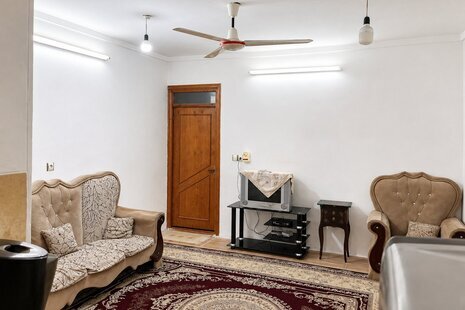 واحد مبله تکخواب طبقه همکف ویلا در علی آباد