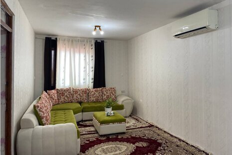 واحد تکخواب حکمت در طبقه اول ویلا روستای داخل پایین