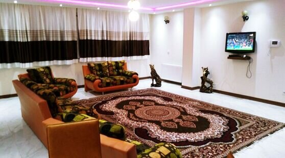 آپارتمان 6 در خانه مسافر گل یاس