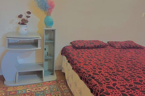 آپارتمان مبله دوخواب مشتاق در اصفهان