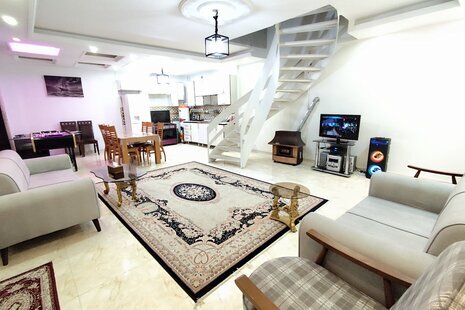 ویلا دوبلکس استخردار مبله سه خواب یاس در چهارباغ