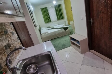 واحد 203 در هتل آپارتمان مشهد